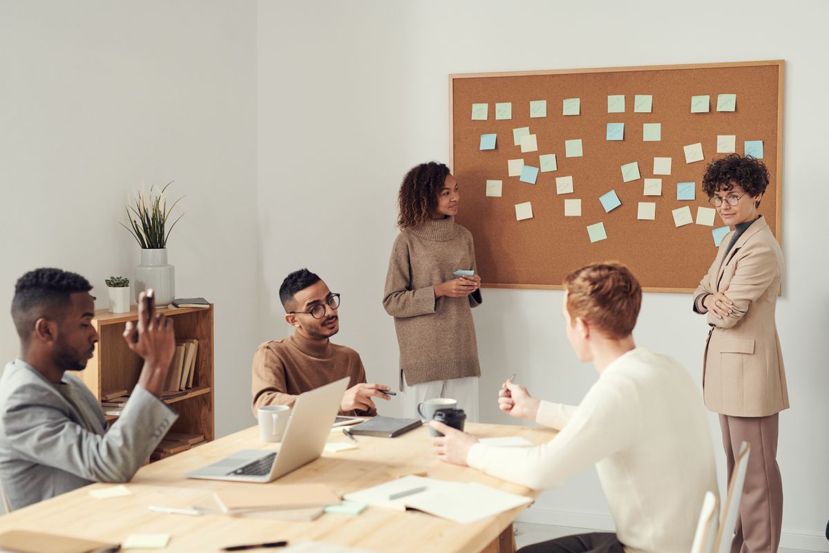 Professional success through mathematical communication
